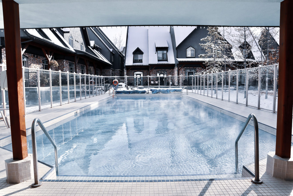 Mystic Springs Canmore- Pool