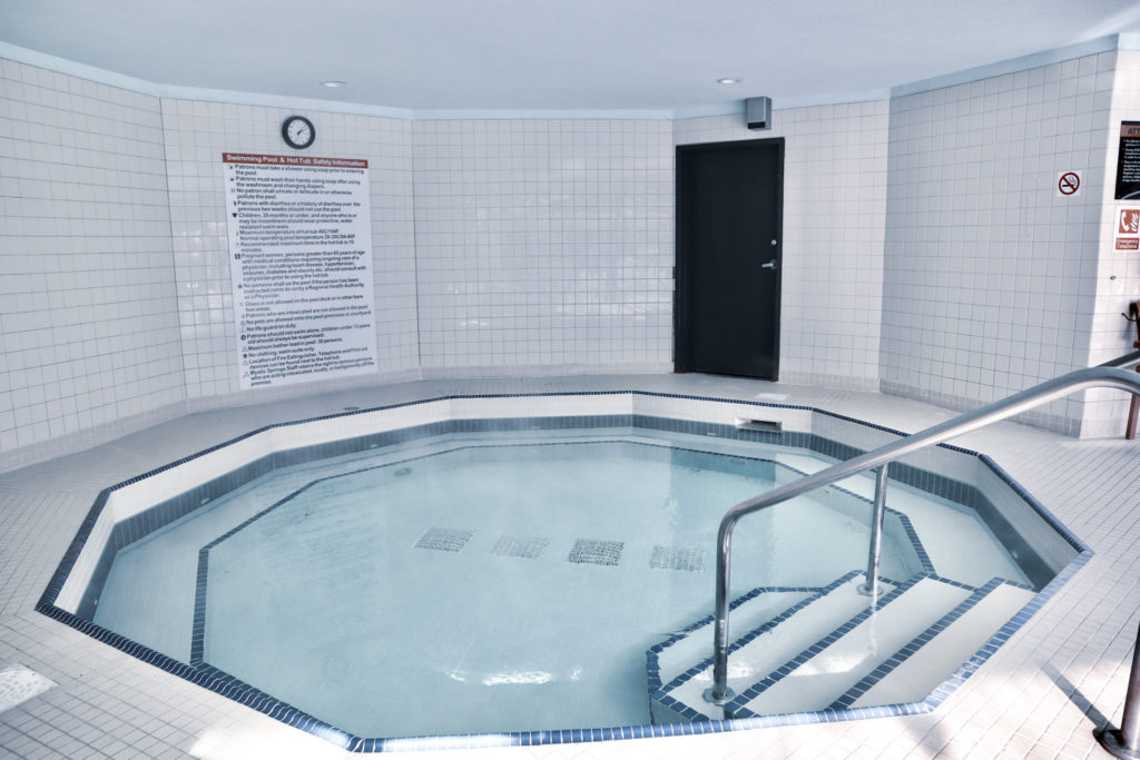 Mystic Springs Canmore- hot tub