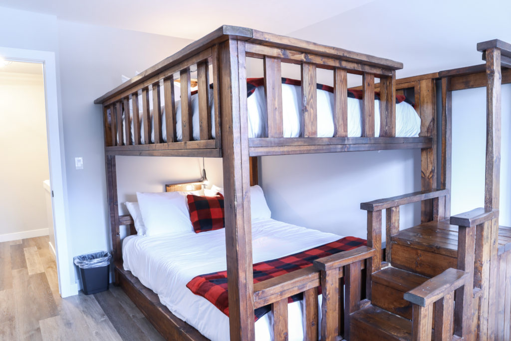 3334C7BD-F25D-4B60-820B-7C4F9F73A868