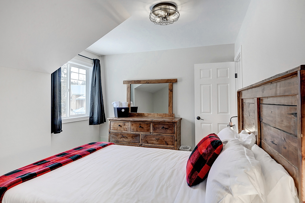 600DA826-216F-4902-A61C-B5D404BF6D2C